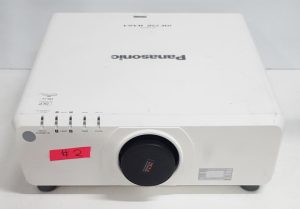Panasonic (PT-DW750) WXGA DLP Projector